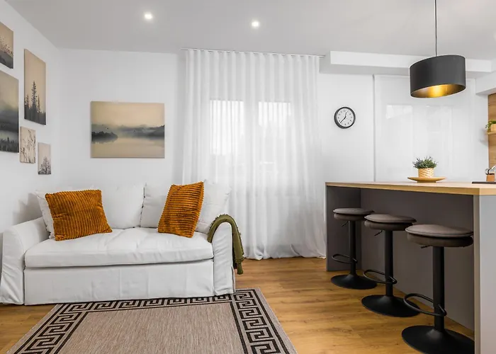 Apartmaji Spalina, Ivancna Gorica شقة Veliko Crnelo